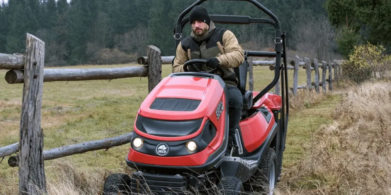 Seco cesky zahrdani traktor kopie