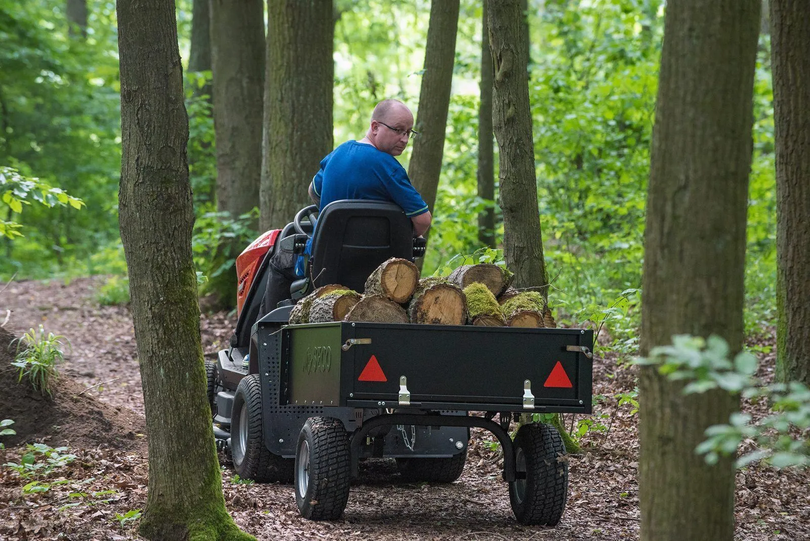 Kallutatav käru NT – 4 must - Pilt 20