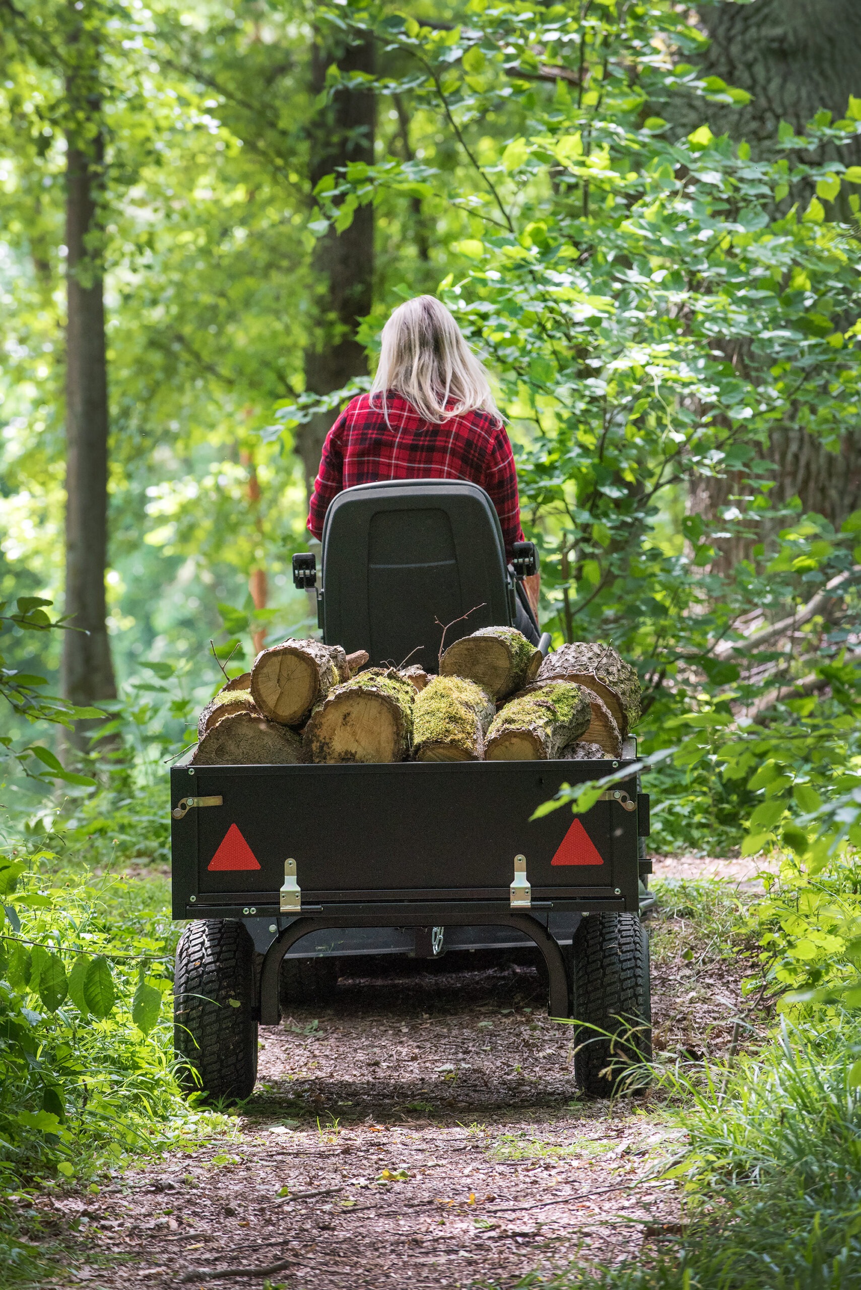 Kallutatav käru NT – 4 must - Pilt 35