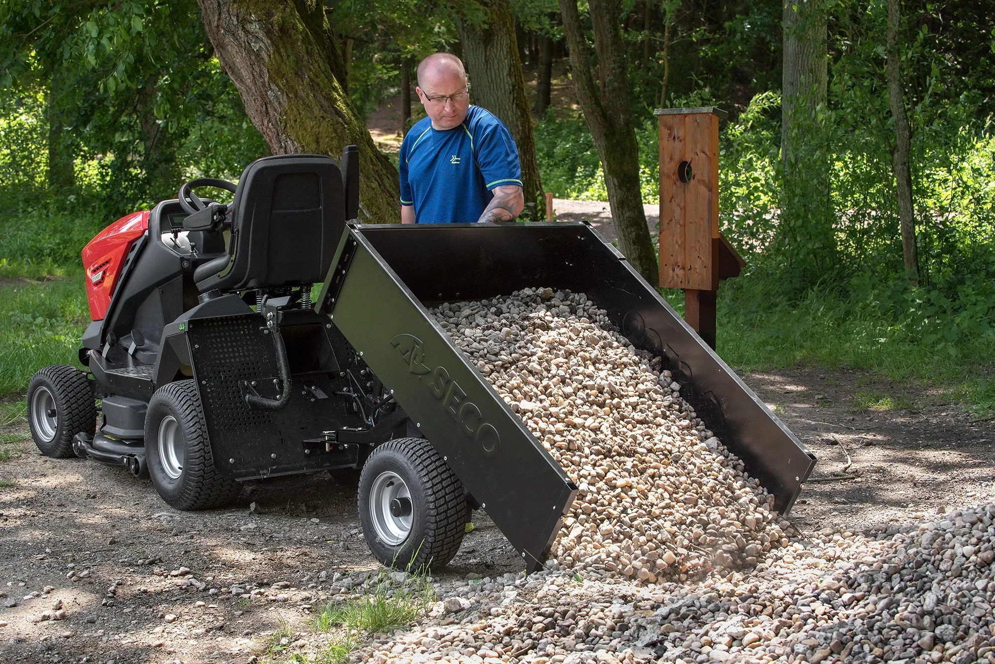 Kallutatav käru NT – 4 must - Pilt 45